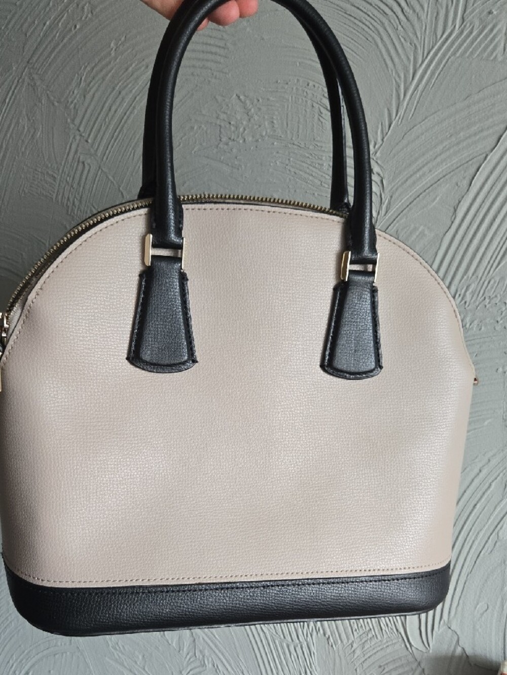 kate spade Beige and Black Dome Satchel - Picture 2 of 6